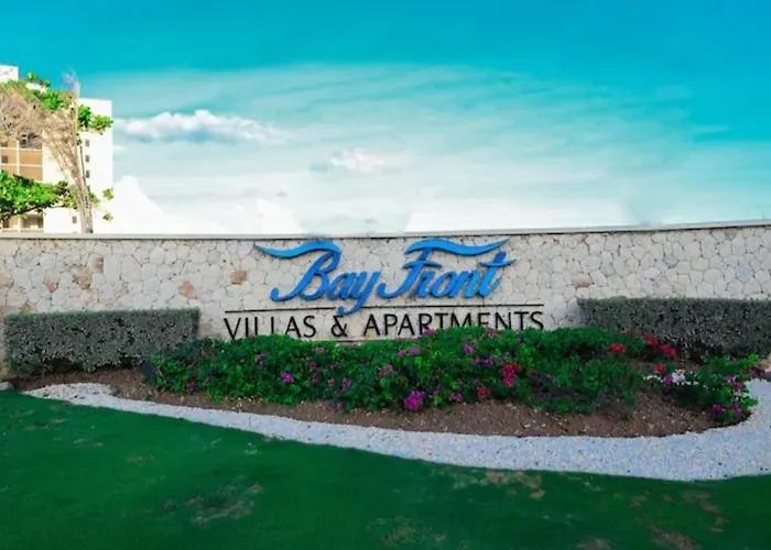 Impeccable 2-Br Apartment-Ornella Villa At Bayfront Villa