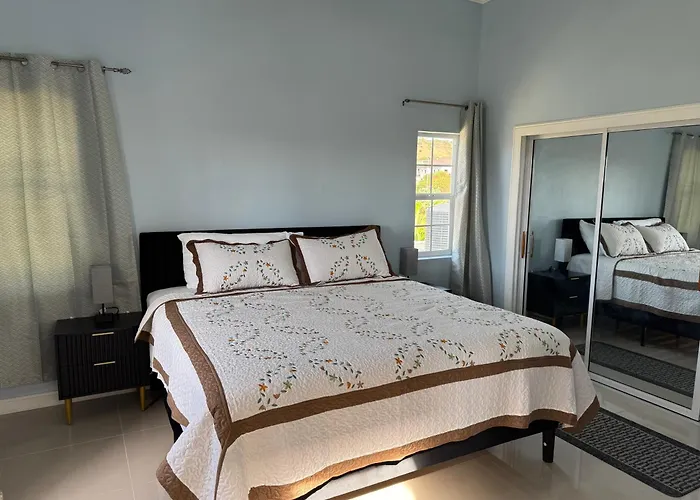 Luxurious 6 Bed Villa Wown Pool